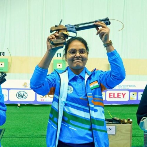 சர்வதேச துப்பாக்கிச் சுடுதல் போட்டியில் இந்தியா முன்னிலை