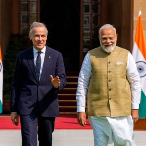 புதுடெல்லியில் பிரதமர் நரேந்திர மோடியை சந்தித்து பேசிய கனடா பிரதமர் மார்க் கார்னி.
