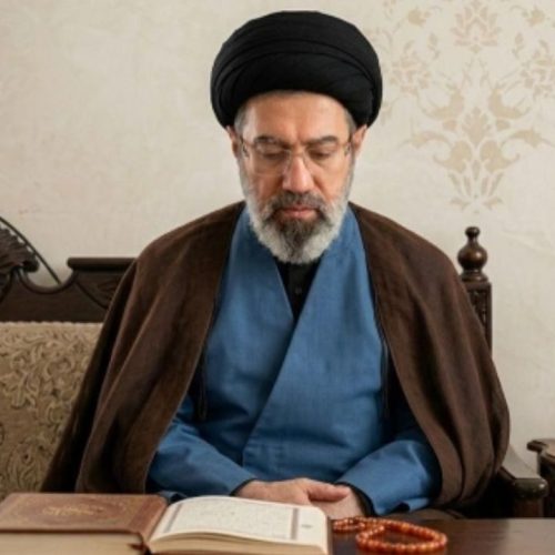 ஈரான் புதிய உச்சத் தலைவர் மொஜ்தபா காமேனி