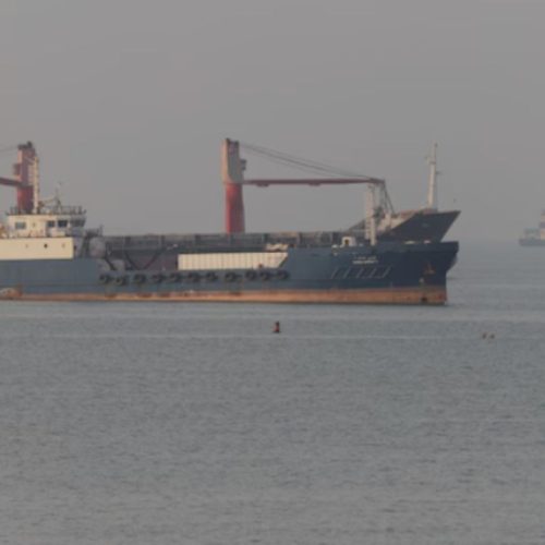 Iran Shuts Hormuz Strait