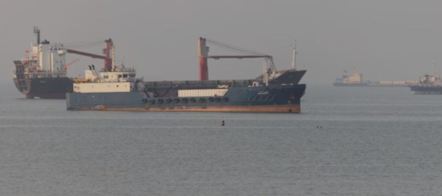 Iran Shuts Hormuz Strait