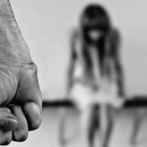 பாலியல் சீண்டல் (விளக்க படம்)