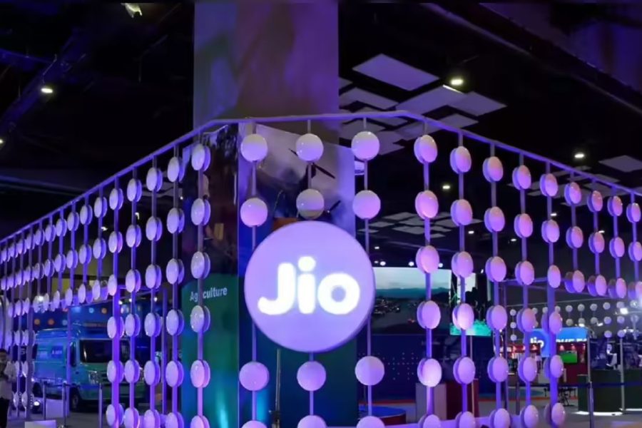 Jio Q1