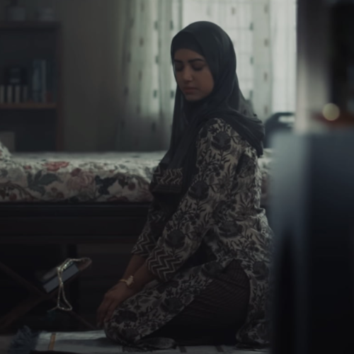  இந்தியாவில் ரூ.100 கோடி வசூலை குவித்த தமிழ் திரைப்படம்.
