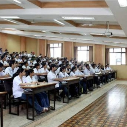 ஜிப்மரில் பேராசிரியர் பணி