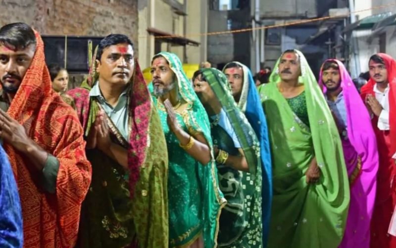 Men Dress Up As Women Perform Garba