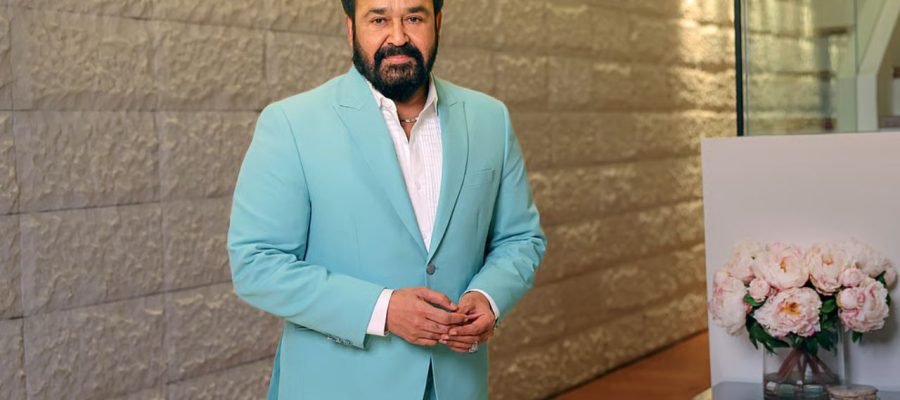 Mohanlal Apologises to Fans