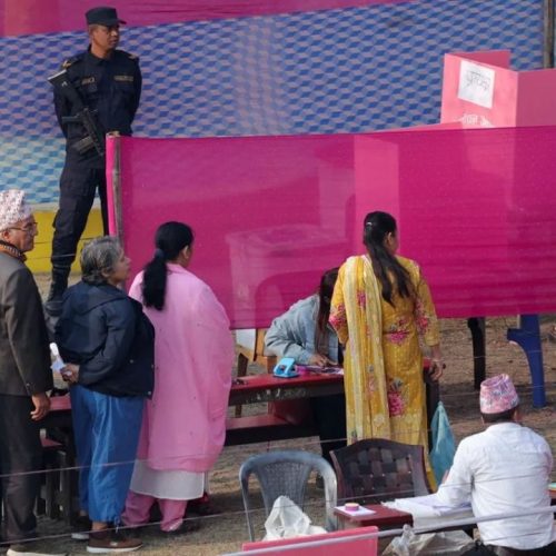 நேபாளத்தில் வாக்குப்பதிவு
