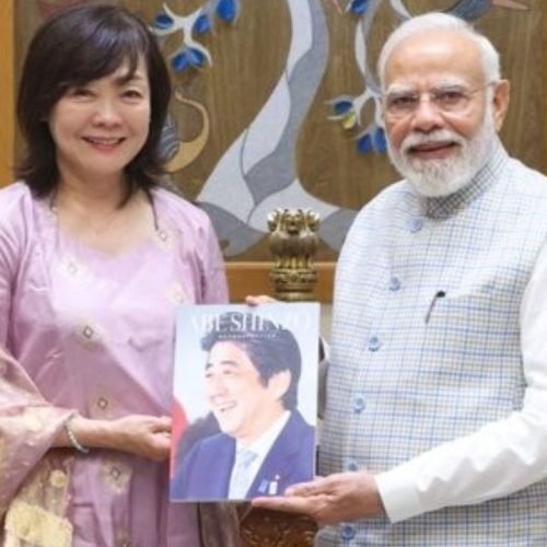 Modi Meets Akie Abe