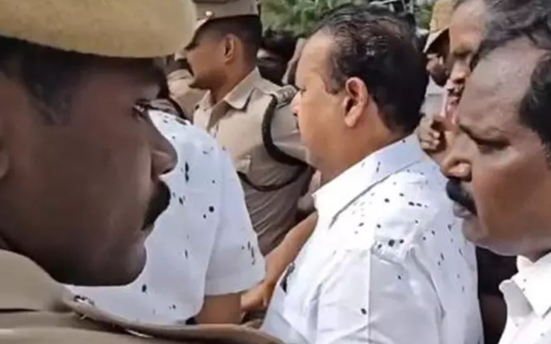 BJP woman worker denied bail in Ponmudi mud-throwing case