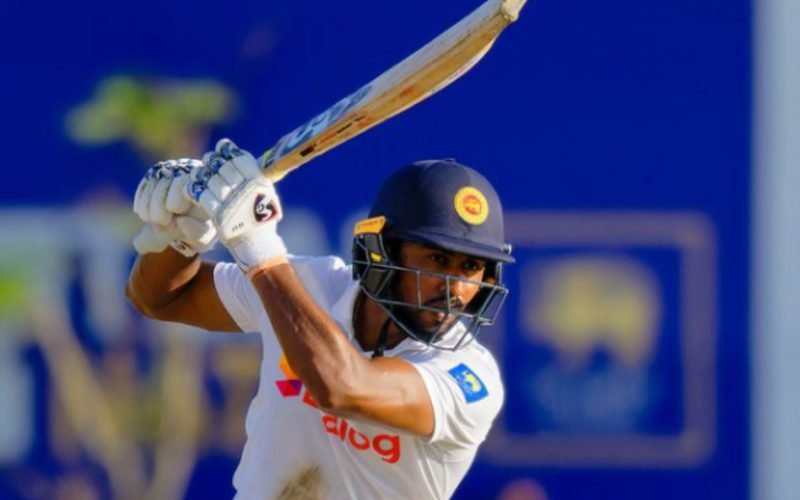 Kamindu Mendis holds the world record