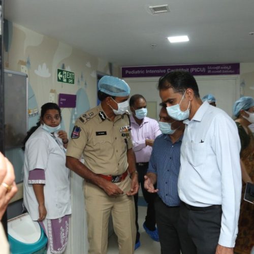 புஷ்பா பட நெரிசலில் சிக்கிய 9 வயது சிறுவன் மூளைச் சாவு
