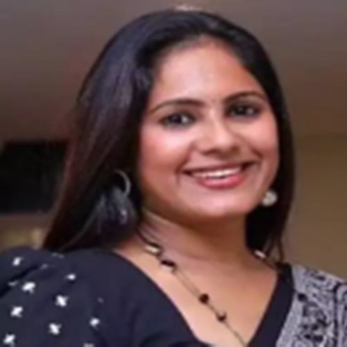 நடிகை ரேகா நாயர்