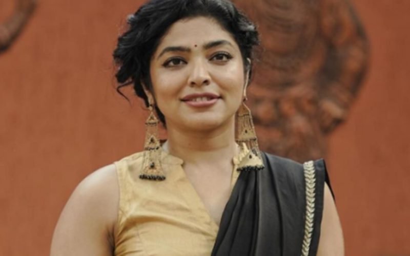 Malayalam Actress Rima files defamation suit against singer Suchitra