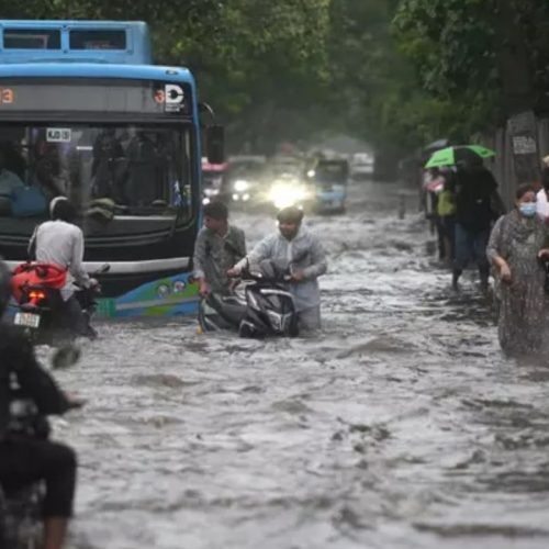 டெல்லியில் இன்று கனமழை