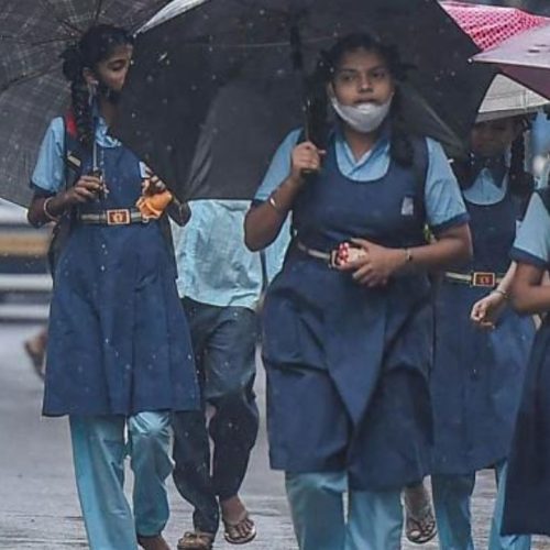 கேரளத்தில் பள்ளிகளுக்கு விடுமுறை