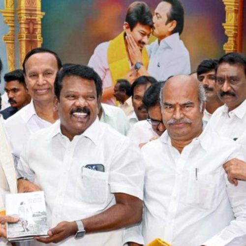 மு.க ஸ்டாலின் உடன் செல்வ பெருந்தகை