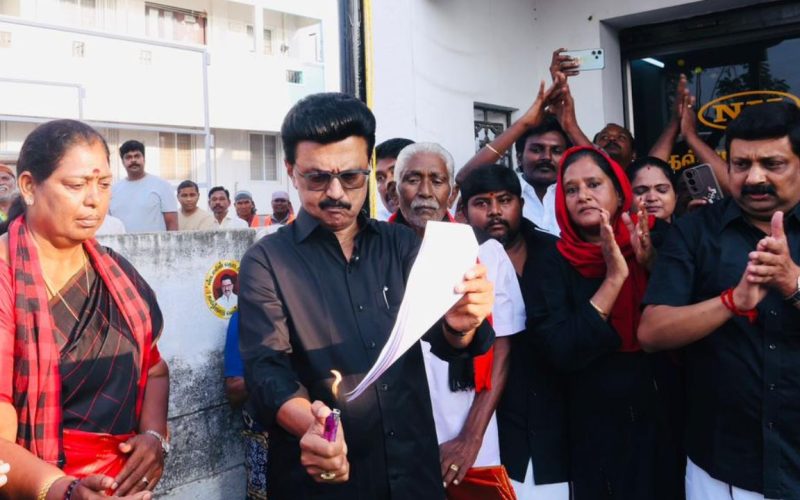 MK Stalin says India is laughing at Palaniswami