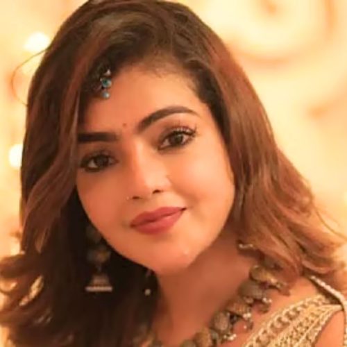 நடிகை சுபாஷினி
