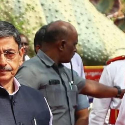 தமிழக ஆளுநர் ஆர் என் ரவியுடன் தமிழக முதலமைச்சர் மு க ஸ்டாலின் சந்திப்பு