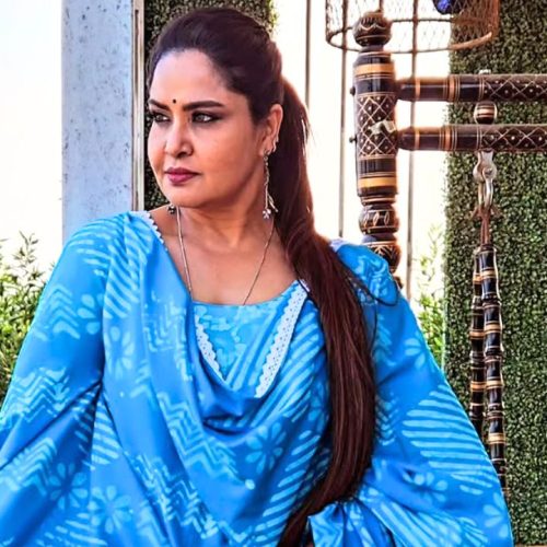 நடிகை பிரகதி