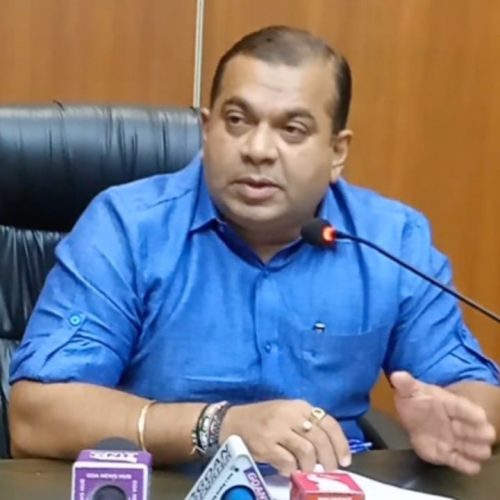 சுற்றுலாத்துறை அமைச்சர் ரோஹன் கவுன்டே.