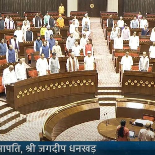 மக்களவை ஒத்திவைப்பு