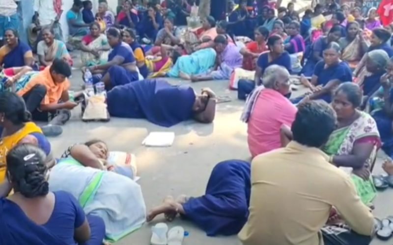 Sanitation workers protest in Trichy