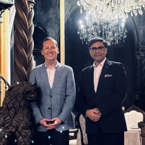 அமெரிக்கத் தூதர் செர்ஜியோ கோர்
