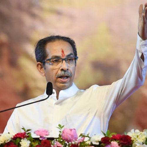 உத்தவ் தாக்கரே
