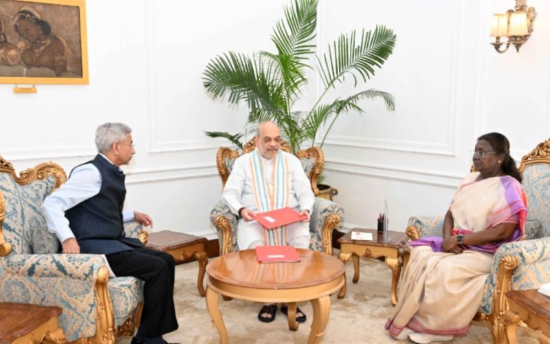 Union Home Minister Amit Shah meeting President Droupadi Murmu