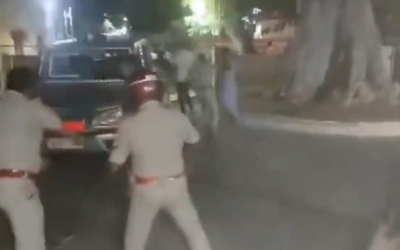 Lathi charge on transgenders at Panagudi police station