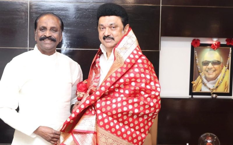Vairamuthu met Stalin in Chennai today