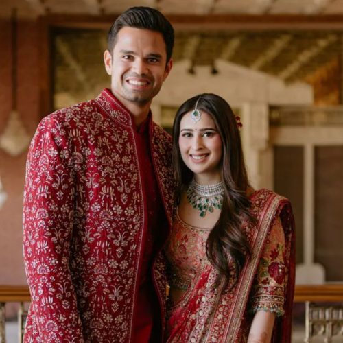 அர்ஜூன் தெண்டுல்கர்- சானியா சந்தோக்
