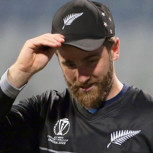 Williamson retires
