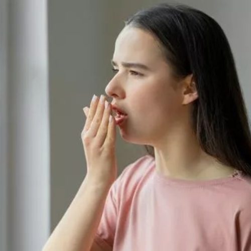 வாய் துர்நாற்றம் 