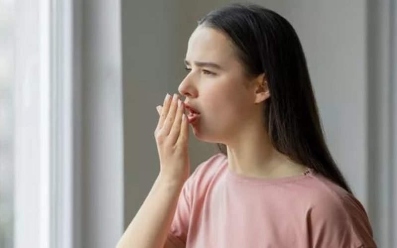 know the simple tips to get rid of bad breath