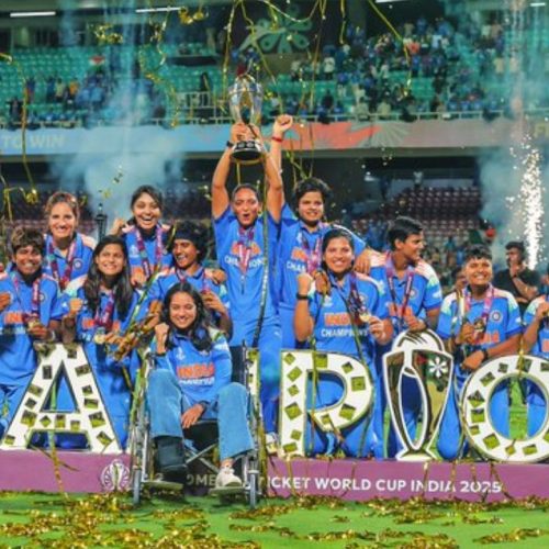 உலக கோப்பையை வென்ற இந்திய அணி