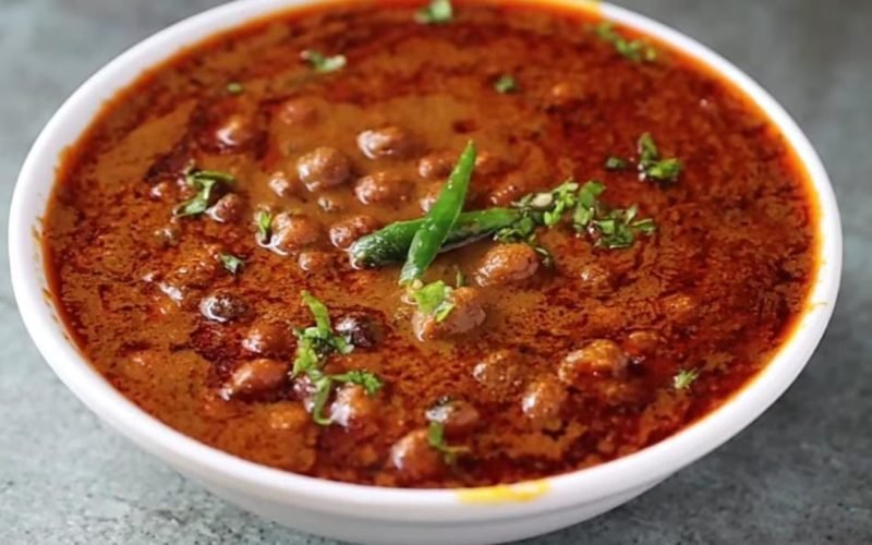 how to make peanut curry follow the simple steps