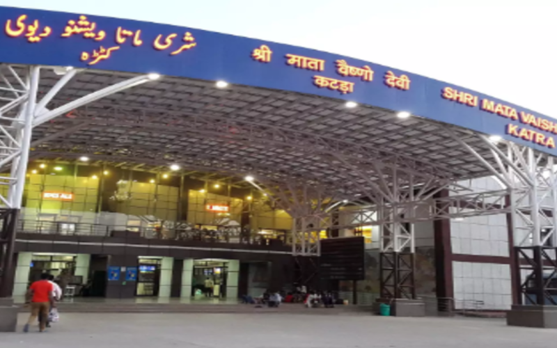 Special trains have been announced for Jammu Kashmir Katra Vaishnao Devi Temple