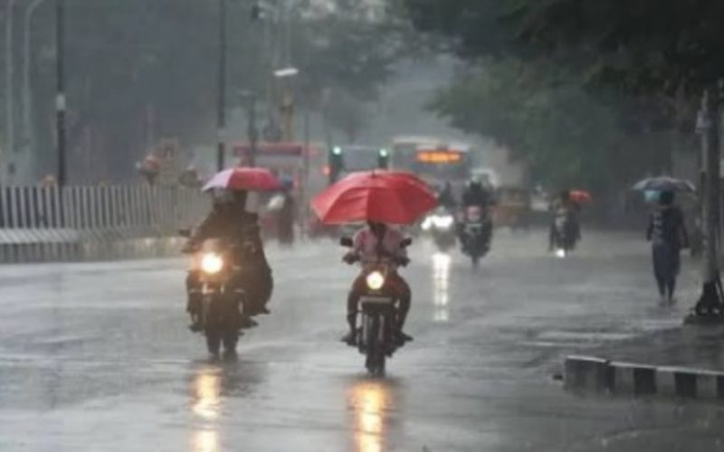 Heavy rain likely in 6 districts: Meteorological Department issues alert